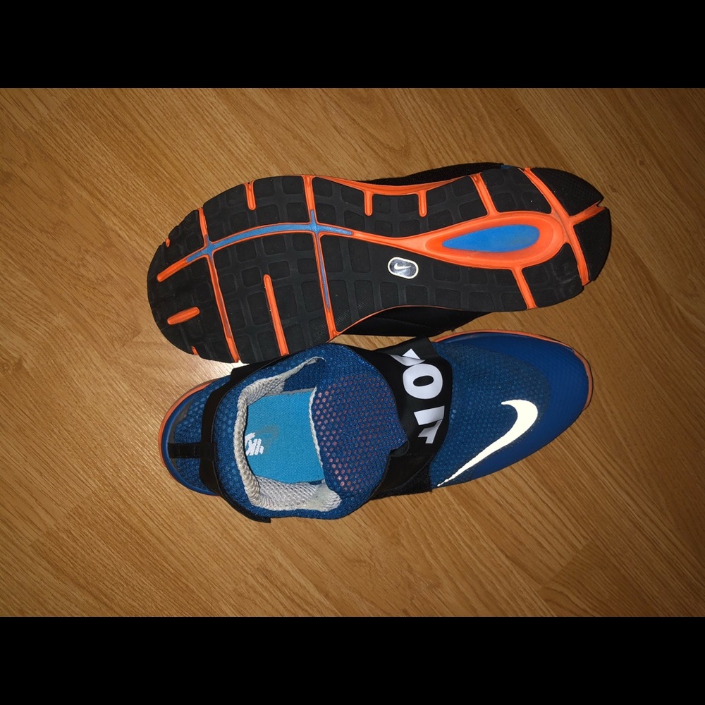 NIKE SLIP ON SHOES
